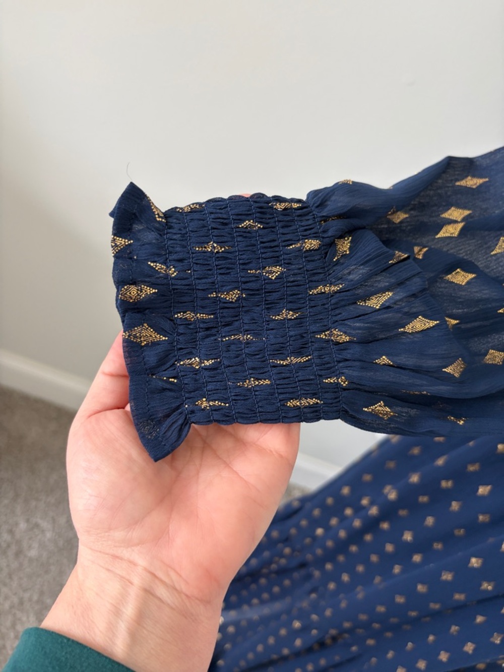 Forever 21 Navy Maxi Dress with Gold Print - Picture 4 of 5